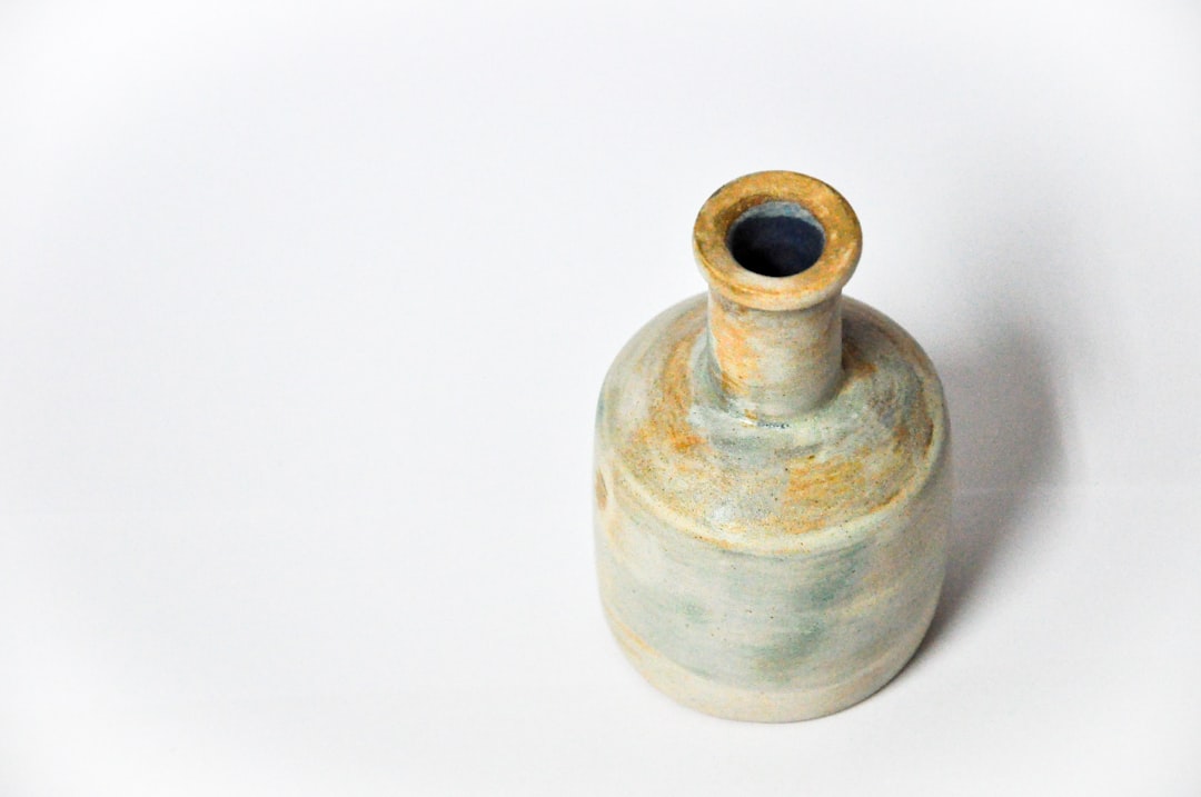 The Unconventional Craft: How to Turn Household Items into Masterpieces